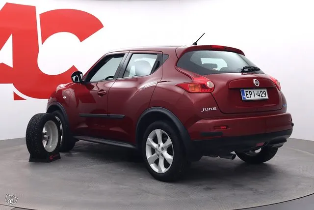 Nissan Juke 1,6L Pure Drive Acenta 2WD 5MT Elegance Alloys C Image 3