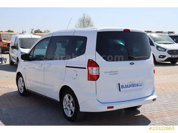 Ford Tourneo Courier 1.5 TDCi Delux Image 3